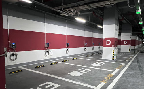 Blog perusahaan terbaru tentang Stasiun Pengisian Pintu Menyerap 